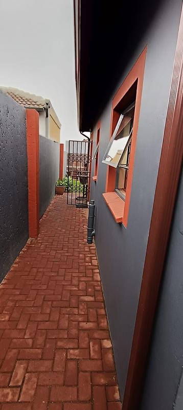 2 Bedroom Property for Sale in Riverside View Gauteng