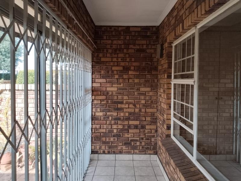 1 Bedroom Property for Sale in Norton Park Gauteng