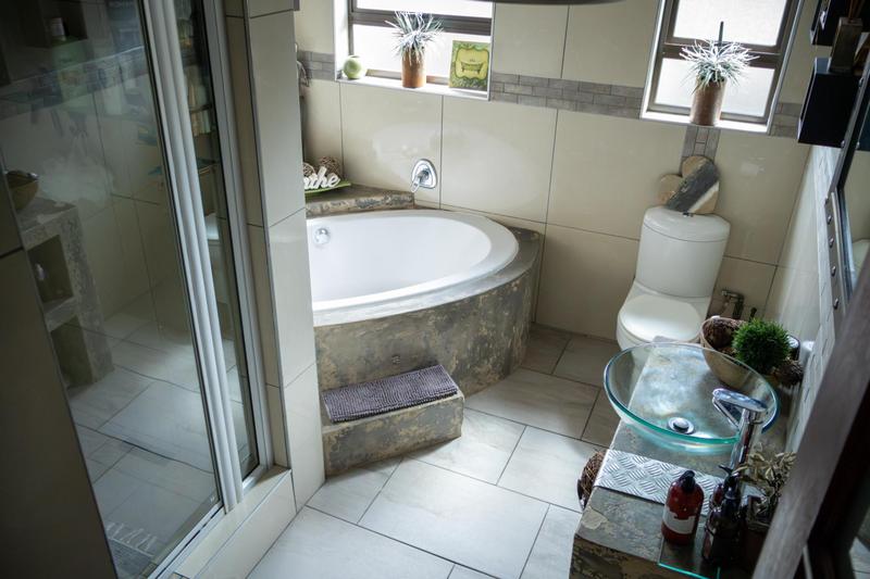 3 Bedroom Property for Sale in Delville Gauteng