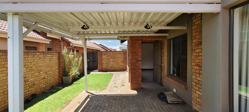 3 Bedroom Property for Sale in Pomona Gauteng