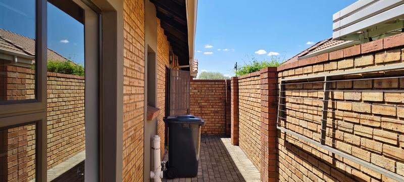 3 Bedroom Property for Sale in Pomona Gauteng