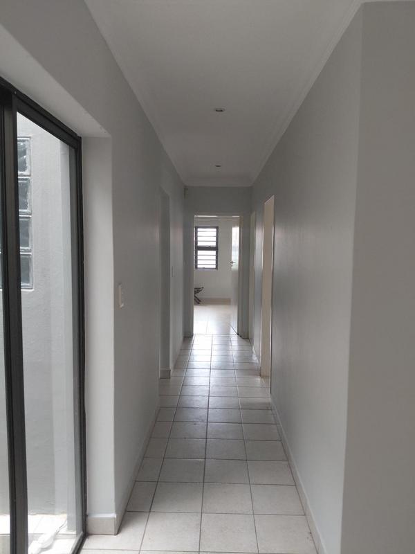 To Let 4 Bedroom Property for Rent in Bedfordview Gauteng