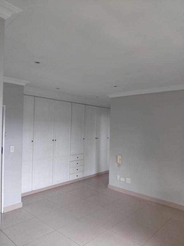 To Let 4 Bedroom Property for Rent in Bedfordview Gauteng