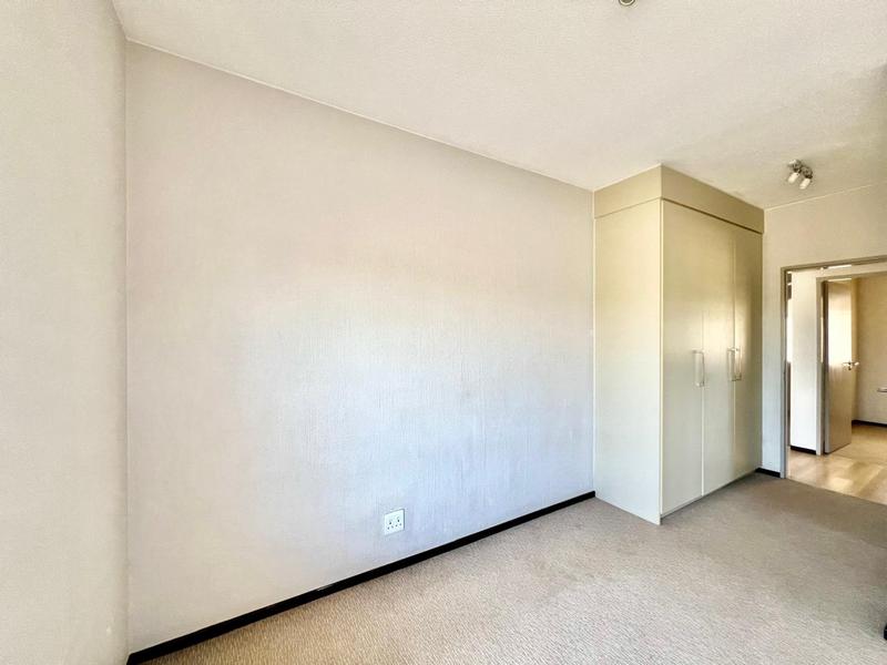 2 Bedroom Property for Sale in Broadacres Gauteng