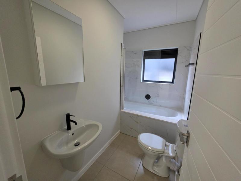 To Let 2 Bedroom Property for Rent in Mooikloof Gauteng