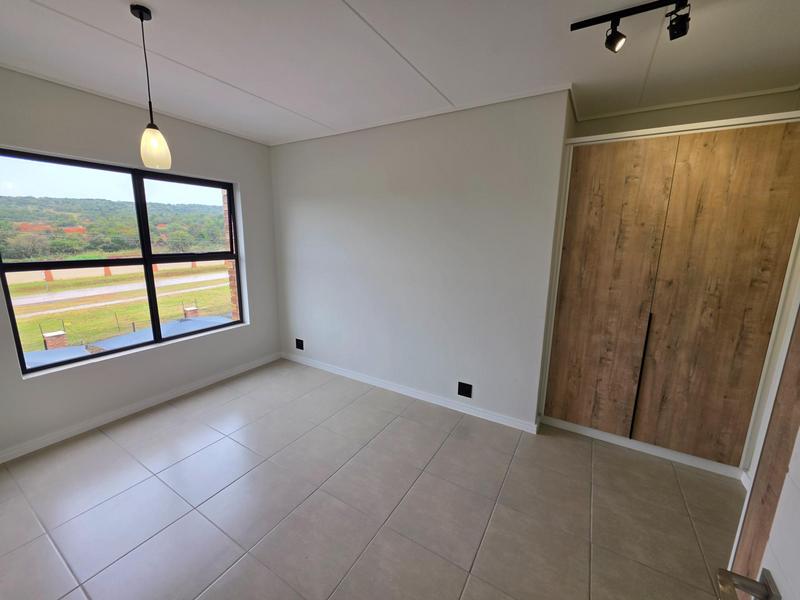 To Let 1 Bedroom Property for Rent in Mooikloof Gauteng