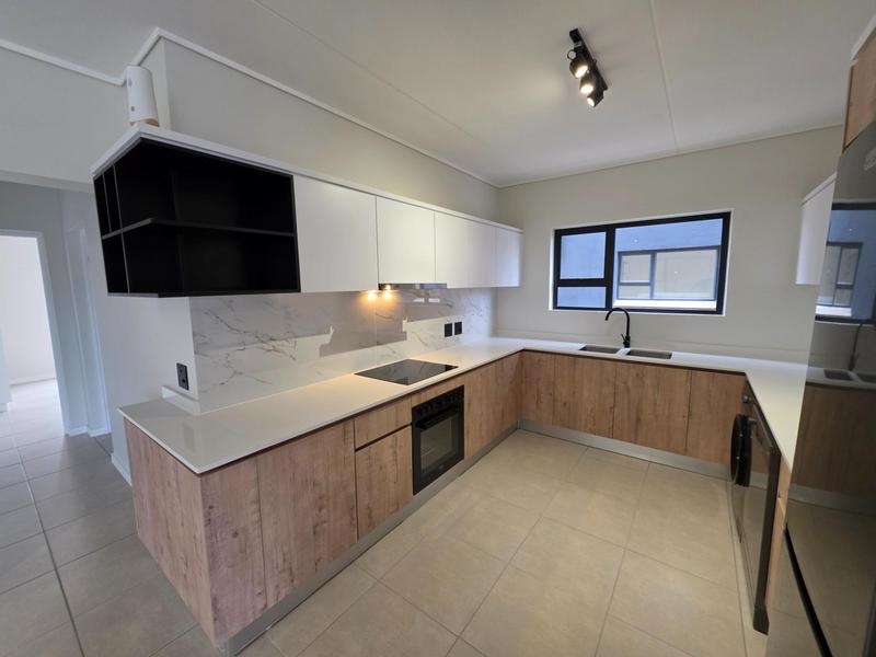 To Let 3 Bedroom Property for Rent in Mooikloof Gauteng