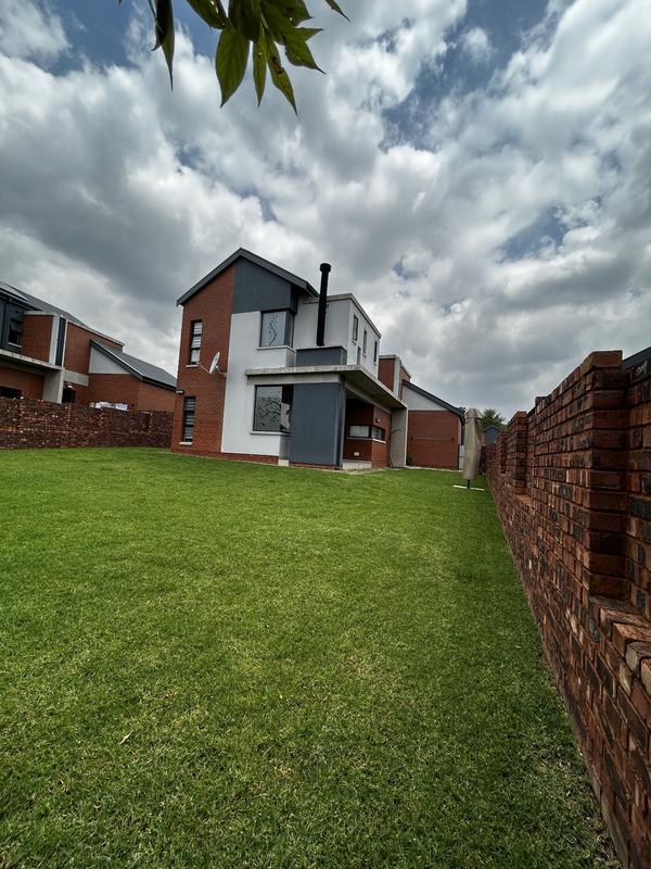 4 Bedroom Property for Sale in Zandspruit Gauteng