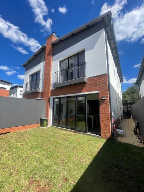 2 Bedroom Property for Sale in Bryanston Gauteng