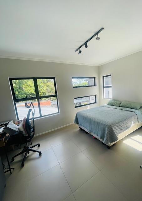 2 Bedroom Property for Sale in Bryanston Gauteng