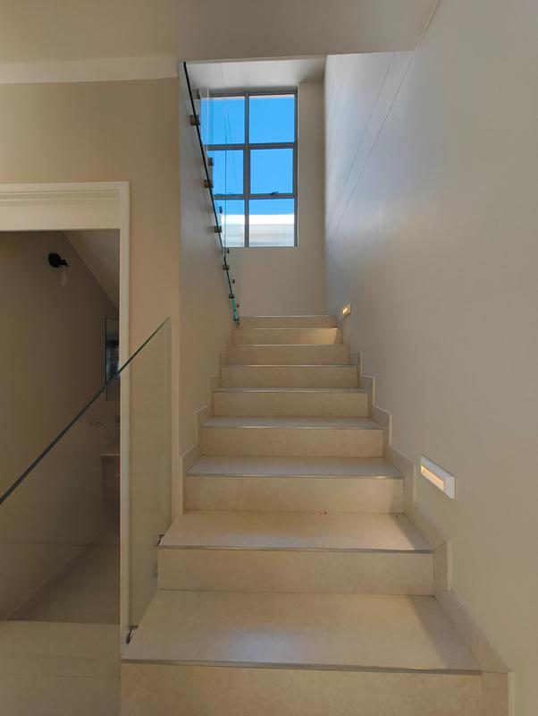 To Let 4 Bedroom Property for Rent in Waterkloof A H Gauteng