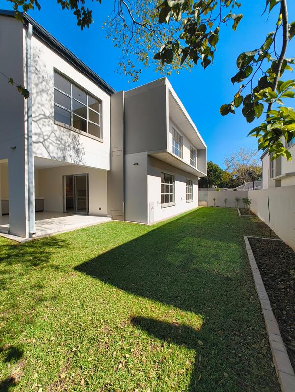 To Let 4 Bedroom Property for Rent in Waterkloof A H Gauteng