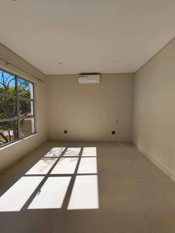 To Let 4 Bedroom Property for Rent in Waterkloof A H Gauteng