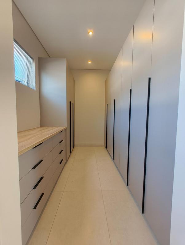 To Let 4 Bedroom Property for Rent in Waterkloof A H Gauteng