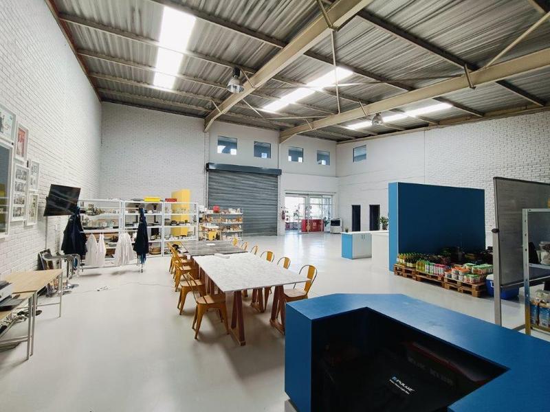 To Let commercial Property for Rent in Halfway House Gauteng