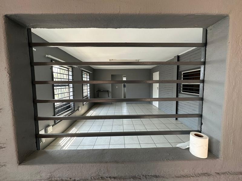 To Let commercial Property for Rent in Halfway House Gauteng