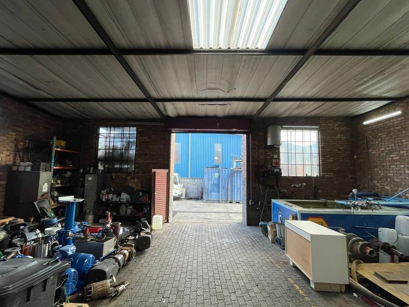 To Let commercial Property for Rent in Hennopspark Gauteng
