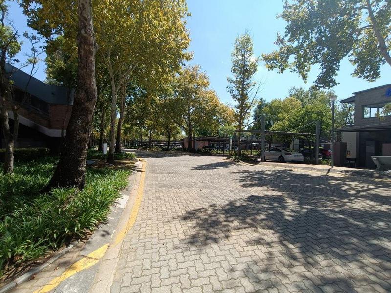 To Let commercial Property for Rent in Randjespark Gauteng