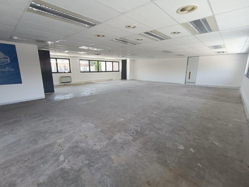 To Let commercial Property for Rent in Randjespark Gauteng