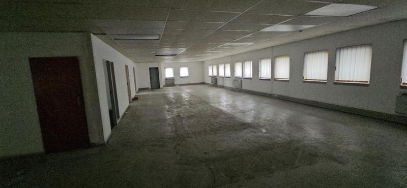 To Let commercial Property for Rent in Randjespark Gauteng