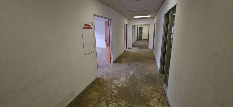 To Let commercial Property for Rent in Randjespark Gauteng