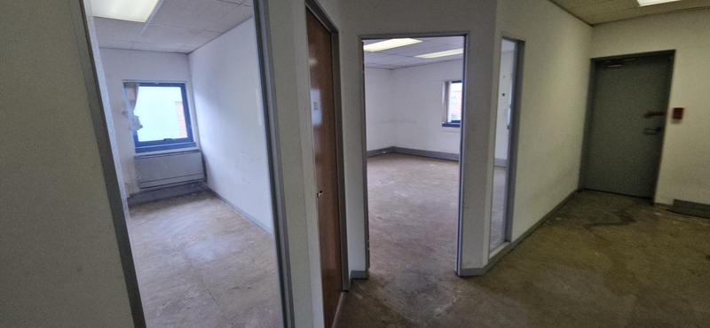 To Let commercial Property for Rent in Randjespark Gauteng