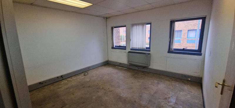 To Let commercial Property for Rent in Randjespark Gauteng