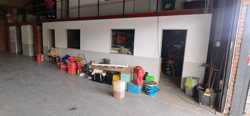 To Let commercial Property for Rent in Silvertondale Gauteng