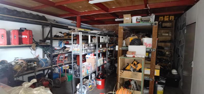 To Let commercial Property for Rent in Silvertondale Gauteng