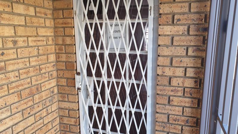 To Let commercial Property for Rent in Silvertondale Gauteng