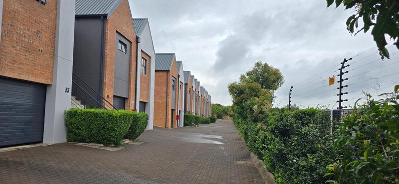 To Let 2 Bedroom Property for Rent in Olympus AH Gauteng