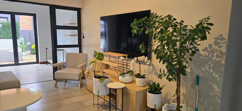 To Let 2 Bedroom Property for Rent in Olympus AH Gauteng