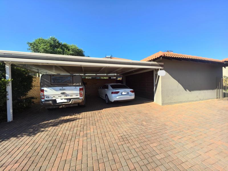 3 Bedroom Property for Sale in Monavoni Gauteng