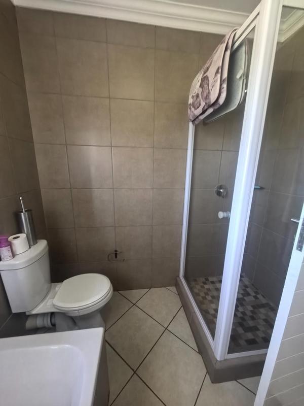 3 Bedroom Property for Sale in Monavoni Gauteng