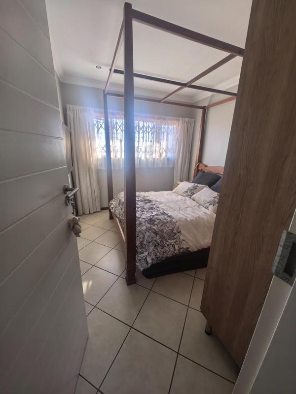3 Bedroom Property for Sale in Monavoni Gauteng