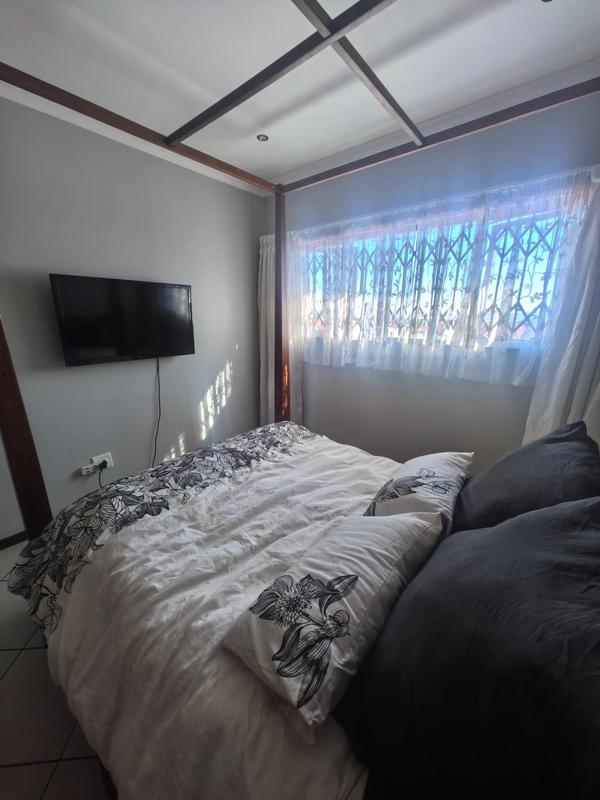 3 Bedroom Property for Sale in Monavoni Gauteng