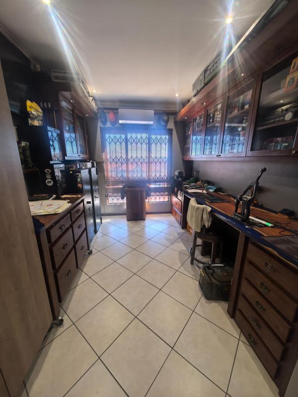 3 Bedroom Property for Sale in Monavoni Gauteng