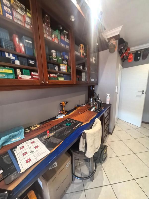 3 Bedroom Property for Sale in Monavoni Gauteng