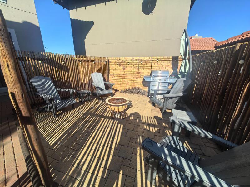 3 Bedroom Property for Sale in Monavoni Gauteng