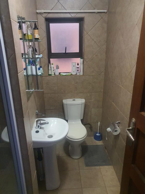 2 Bedroom Property for Sale in Florida Park Gauteng