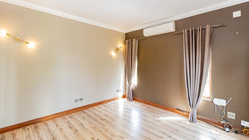 5 Bedroom Property for Sale in Irene Glen Estate Gauteng