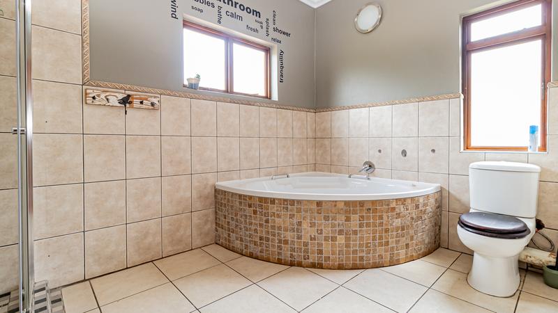 5 Bedroom Property for Sale in Irene Glen Estate Gauteng