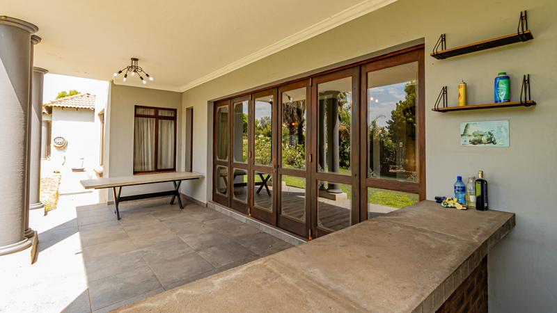 5 Bedroom Property for Sale in Irene Glen Estate Gauteng