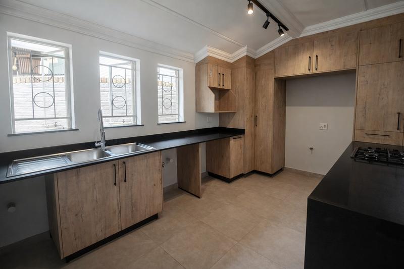 To Let 3 Bedroom Property for Rent in Brooklyn Gauteng