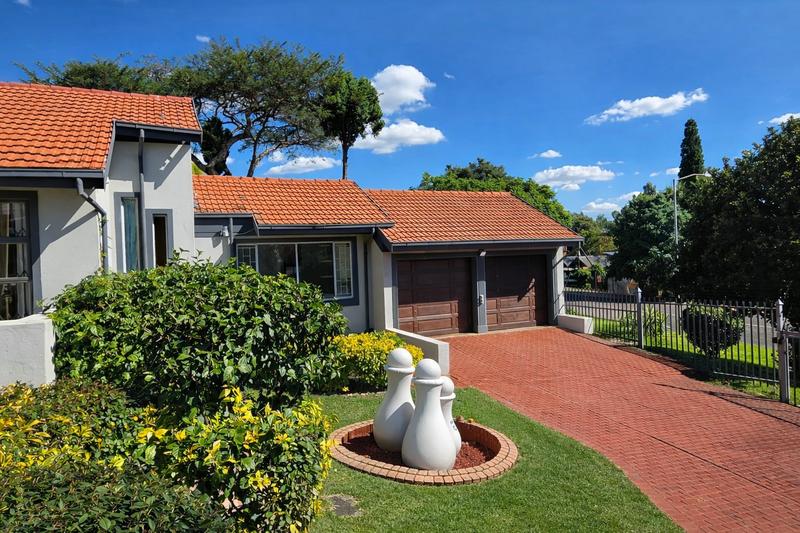To Let 4 Bedroom Property for Rent in Moreleta Park Gauteng