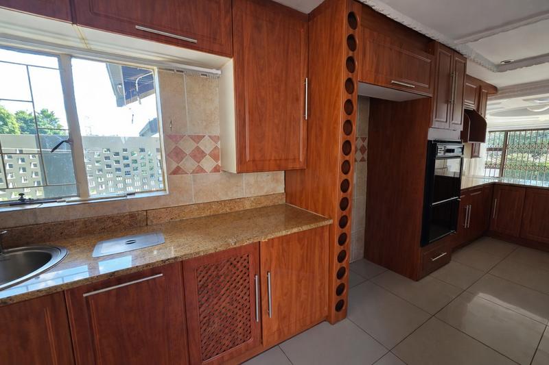 To Let 4 Bedroom Property for Rent in Moreleta Park Gauteng