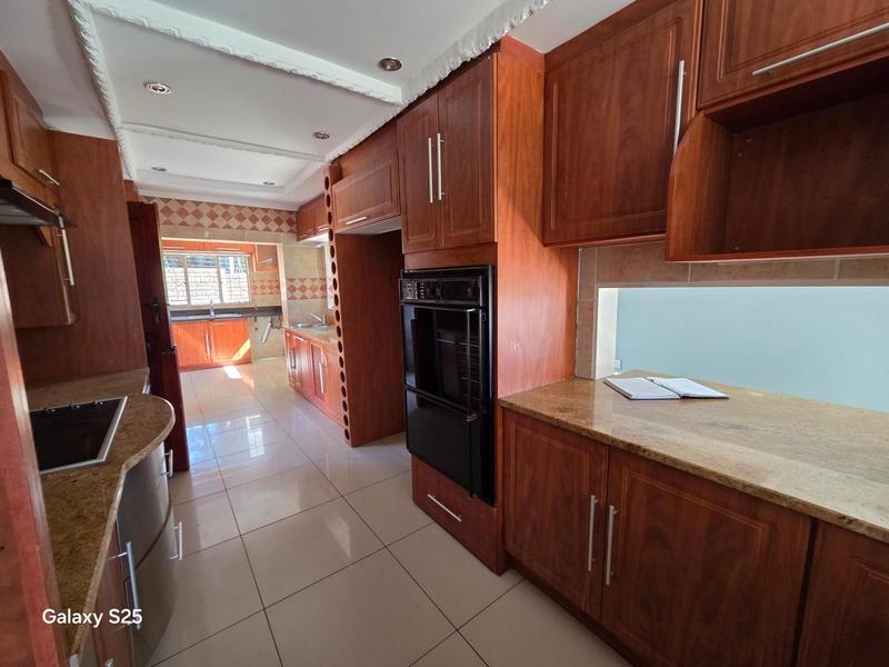 To Let 4 Bedroom Property for Rent in Moreleta Park Gauteng