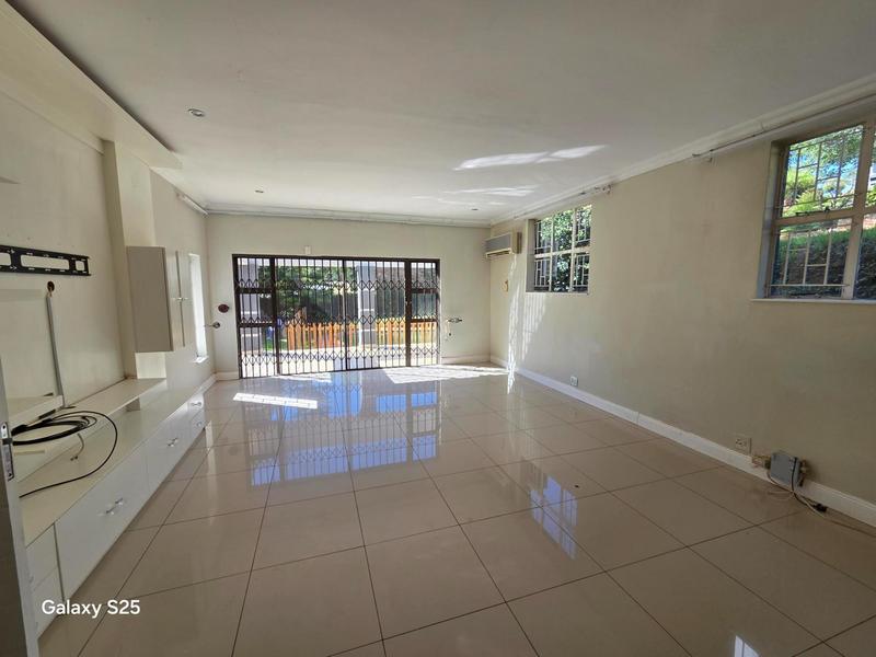 To Let 4 Bedroom Property for Rent in Moreleta Park Gauteng