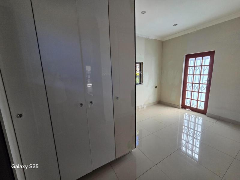 To Let 4 Bedroom Property for Rent in Moreleta Park Gauteng