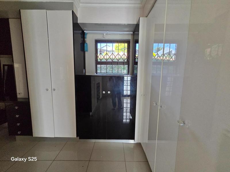 To Let 4 Bedroom Property for Rent in Moreleta Park Gauteng